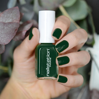 ave foch | Green nail polish