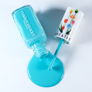 papagayo jet  | Breathable and water permeable nail polish | Turquoise