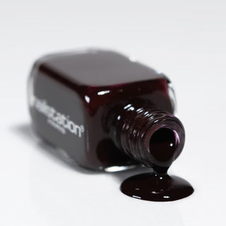 shamal waves | Breathable and water permeable nail polish | Maroon
