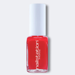 Chance en Chine, red nail polish - opaque,  Long-lasting, glossy, professional-quality brush