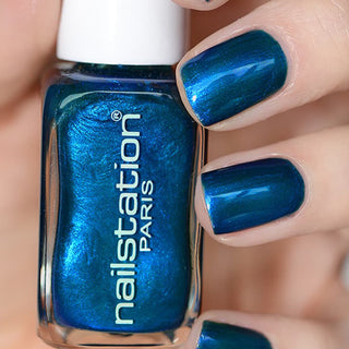 chromatique | Blue shimmer nail polish