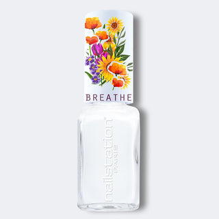 crème chantilly | Breathable and water permeable nail polish | White