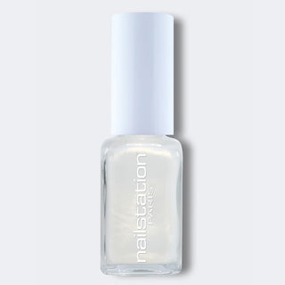 french baroque | White shimmer nail polish