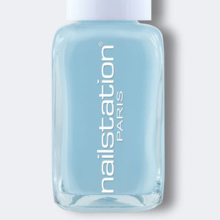 gomme | Blue nail polish