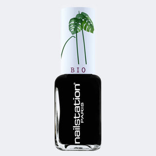 i disagree | Easy green nail polish | Black