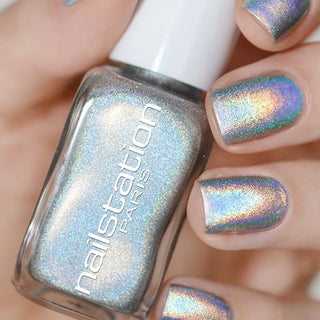illusion | Holographic silver nail polish