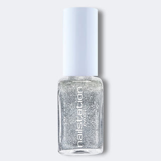 kaftan queen | SIlver shimmer nail polish