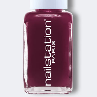 laine jacquard | Dark purple nail polish