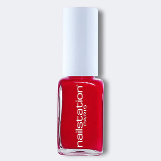 lovelessly | Red nail polish