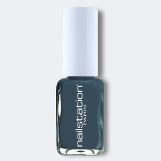 minuit à paris | Grey nail polish