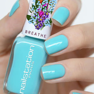 papagayo jet  | Breathable and water permeable nail polish | Turquoise