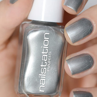 platinium | Silver Shimmer Nail Polish