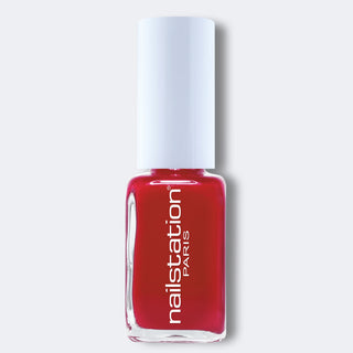Red Dingue, Red nail polish - opaque, Long-lasting and ultra-glossy