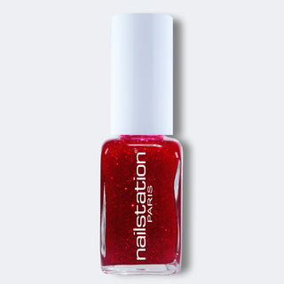 riding hood | Red glitters nail polish