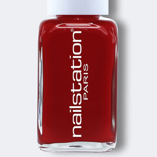 russian rendez-vous | Red nail polish