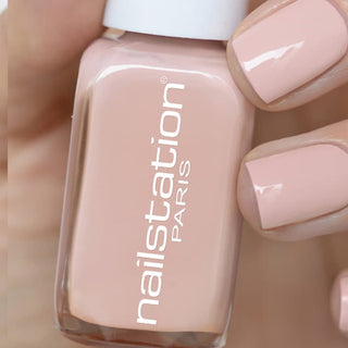 sage | Nude nail polish