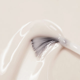 southerly buster | Breathable and water permeable nail polish | Milky light pink