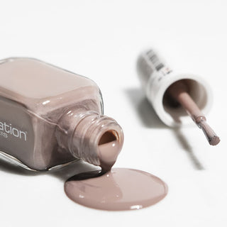 tip taupe | Brown nail polish