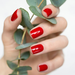 yummy earth 4 | Easy green nail polish | Red