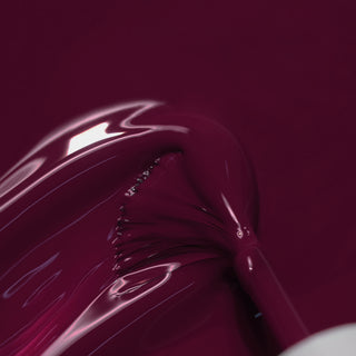 zéphyr | Breathable and water permeable nail polish | Maroon